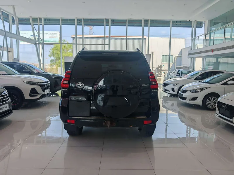 Toyota Prado (Imported) — фото 13
