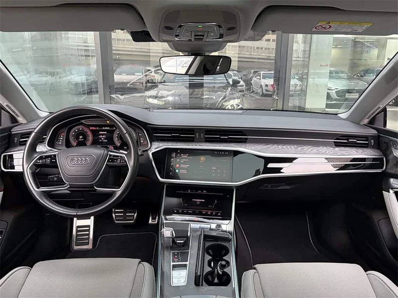 Audi A7L — фото 6