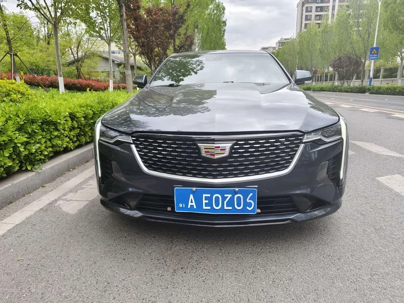 Cadillac CT4 — фото 2