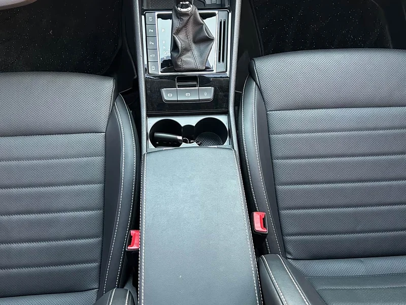 Skoda Superb — фото 21