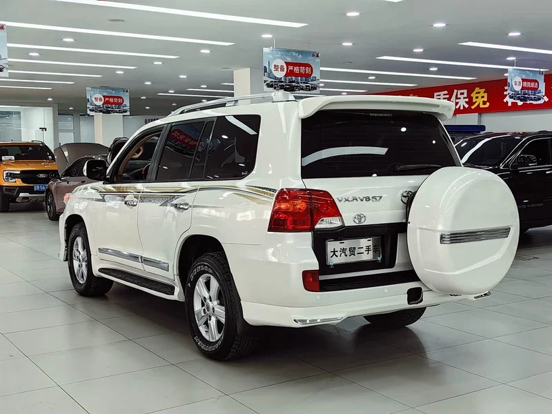 Toyota Land Cruiser (Imported) — фото 5