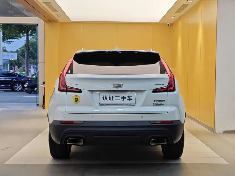 Cadillac XT4 — фото 30