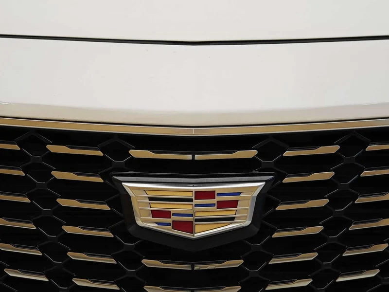 Cadillac XT4 — фото 3