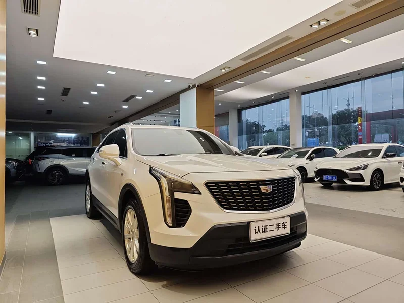 Cadillac XT4 — фото 5