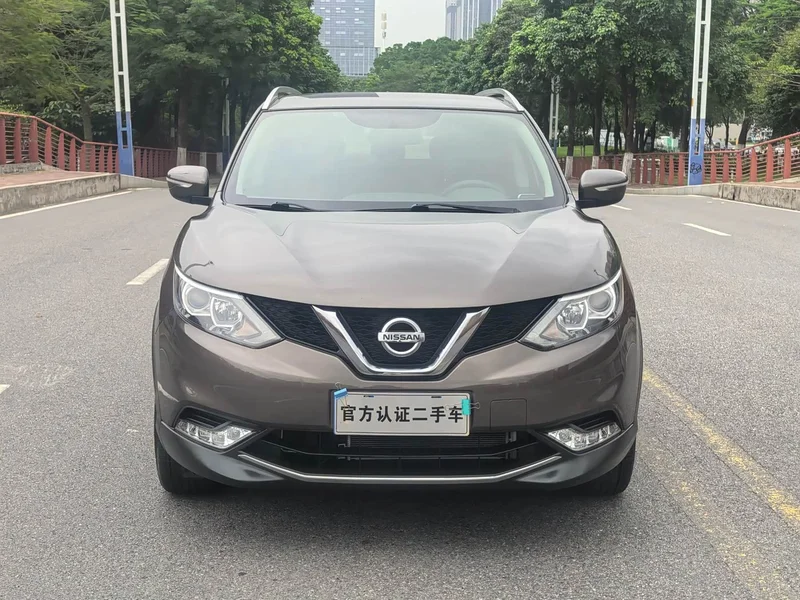 Nissan Qashqai — фото 2