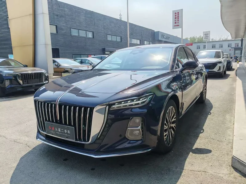 Hongqi H5 — фото 1