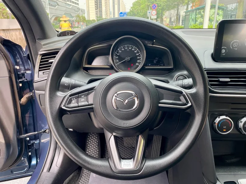 Mazda CX-4 — фото 13