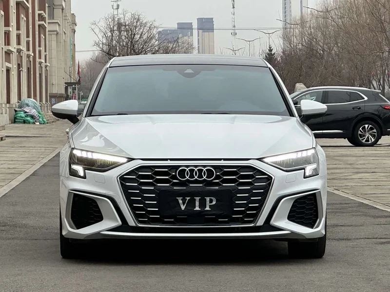Audi A3 — фото 2