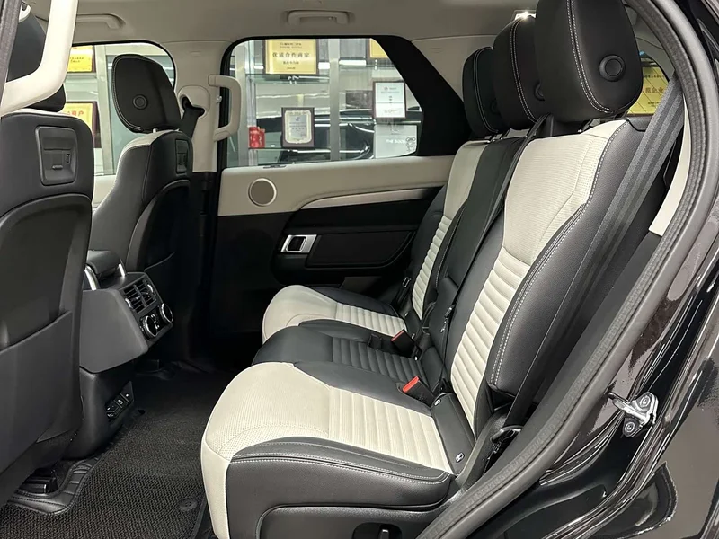 Land Rover Discovery — фото 12