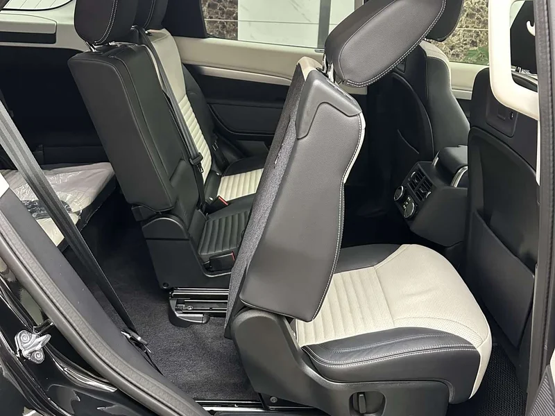 Land Rover Discovery — фото 16
