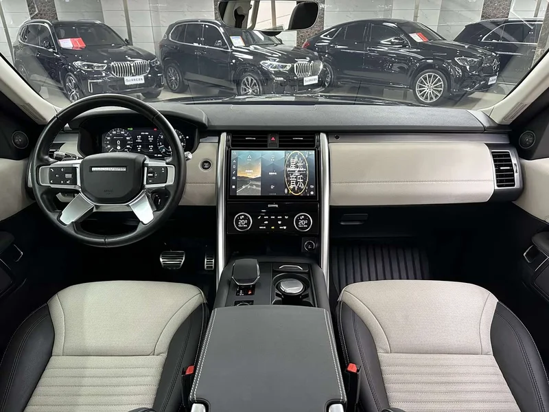 Land Rover Discovery — фото 18