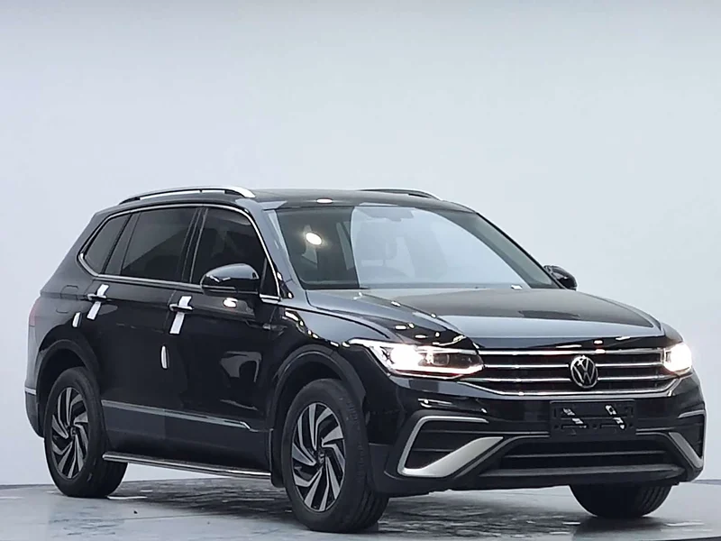 Volkswagen Tiguan L — фото 3