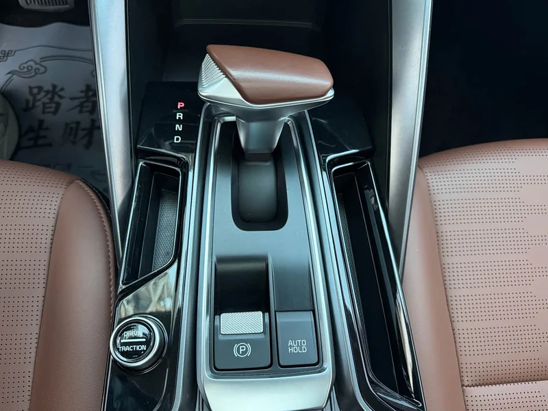 Kia Sportage — фото 15