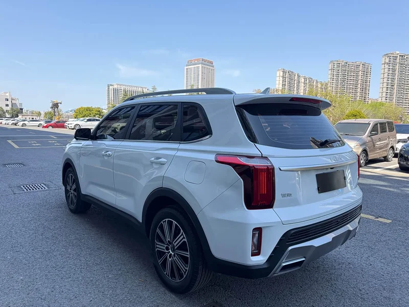 Kia Sportage — фото 20
