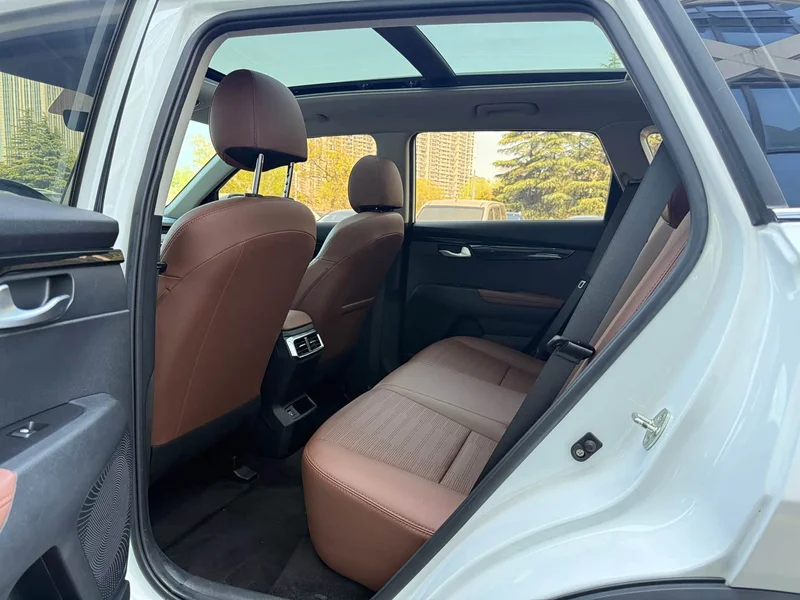 Kia Sportage — фото 6