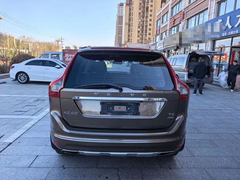 Volvo XC60 (Imported) — фото 8