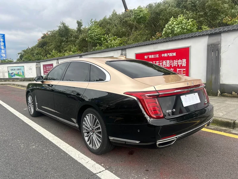 Hongqi H9 — фото 20