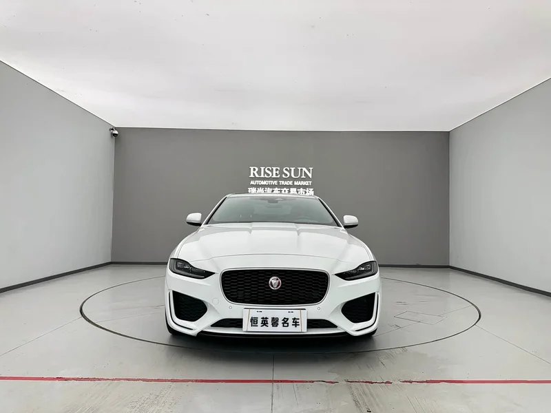 Jaguar XEL — фото 2