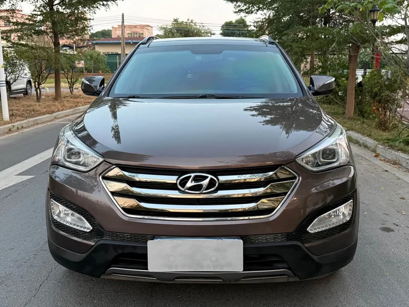 Hyundai Santa Fe — фото 2