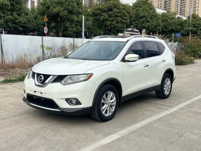 Nissan X-Trail — фото 1