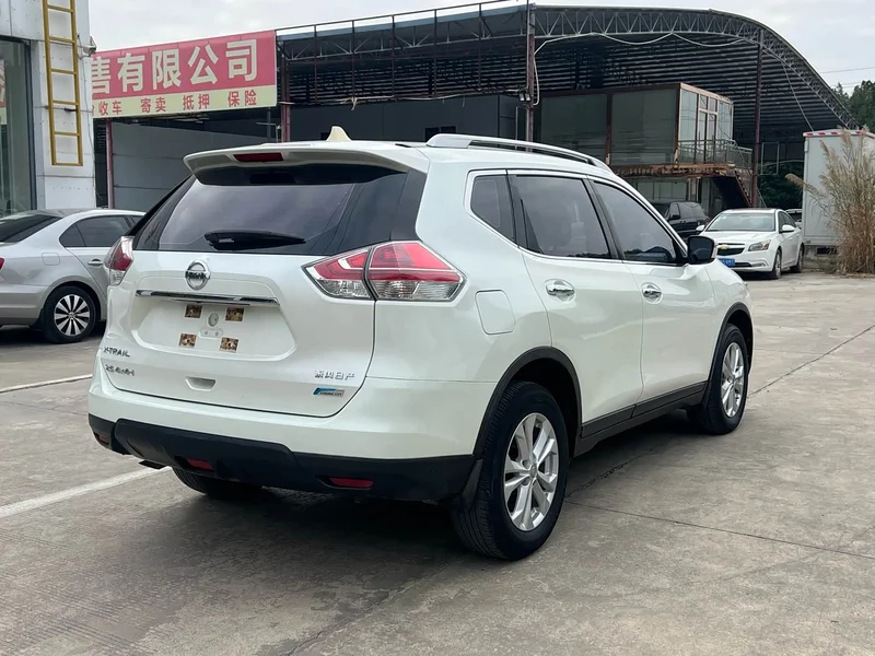 Nissan X-Trail — фото 4