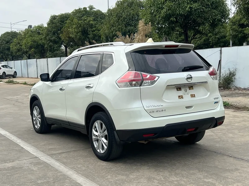Nissan X-Trail — фото 5