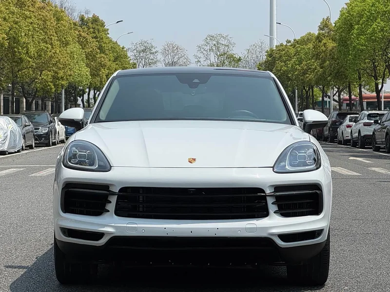 Porsche Cayenne — фото 2