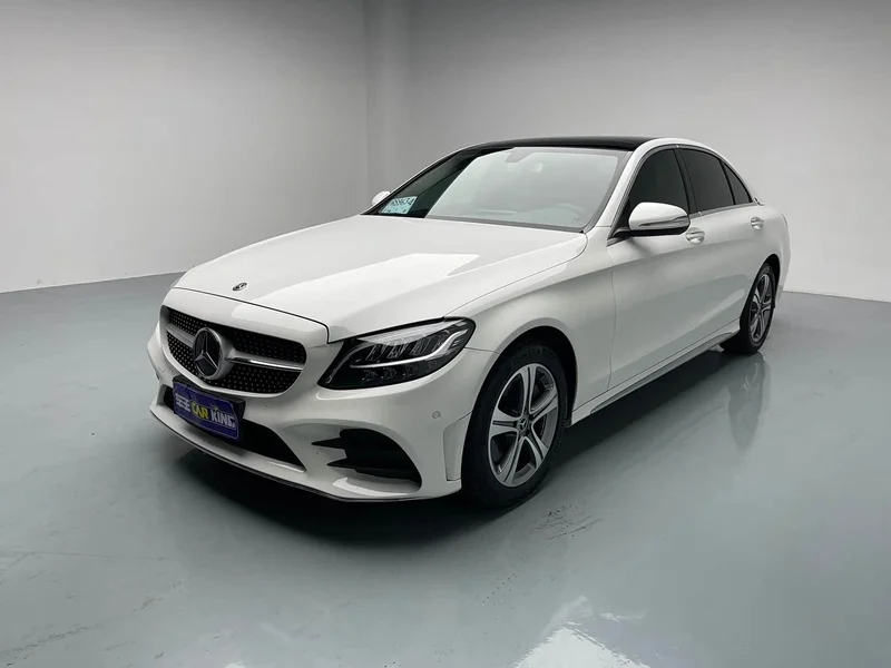 Mercedes-Benz C-Class — фото 1