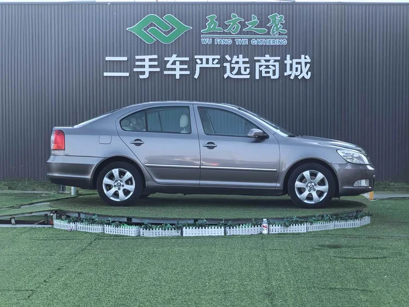 Volkswagen Octavia — фото 4