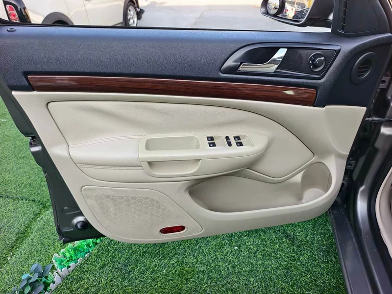 Volkswagen Octavia — фото 8