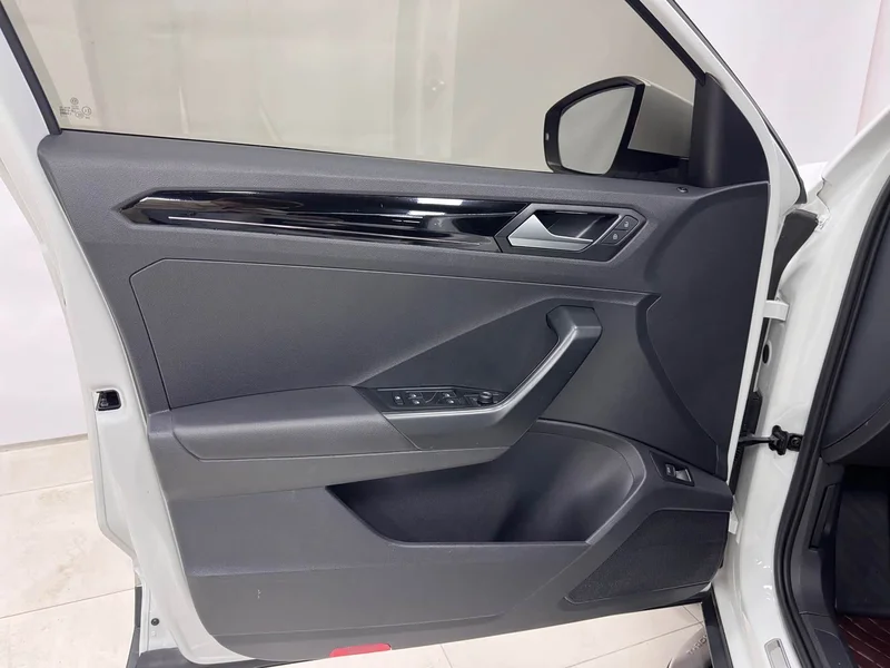 Volkswagen T-ROC Tange — фото 14