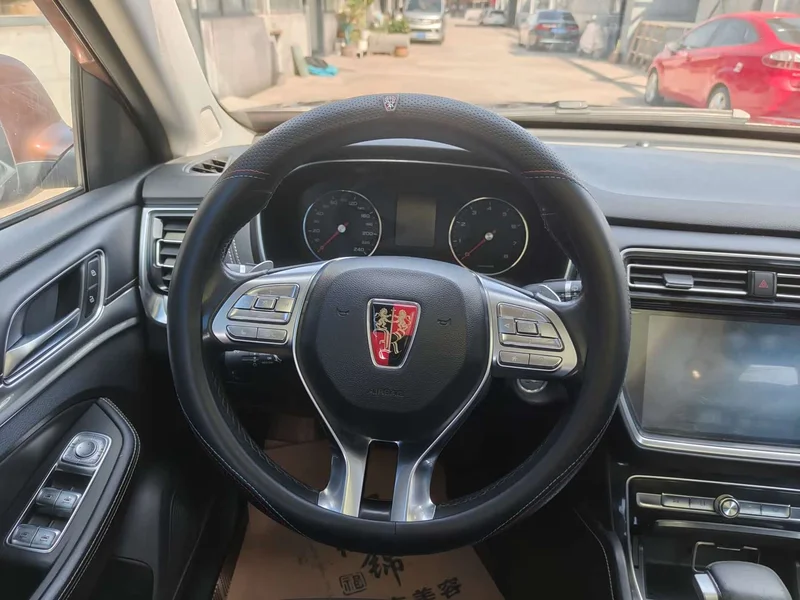 Roewe RX8 — фото 14