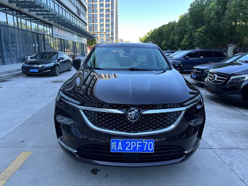 Buick Enclave — фото 2