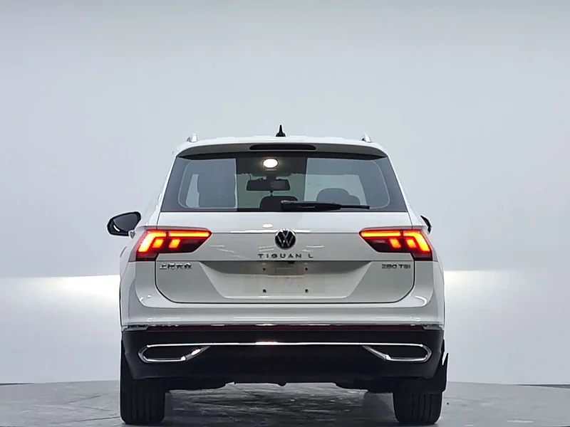 Volkswagen Tiguan L — фото 6