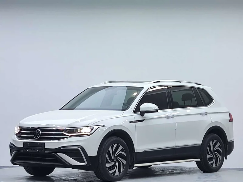 Volkswagen Tiguan L — фото 7