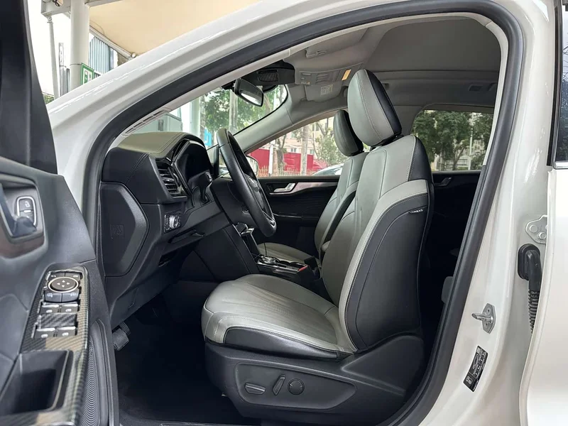 Ford Edge — фото 13