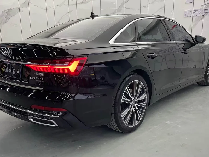 Audi A6L — фото 6