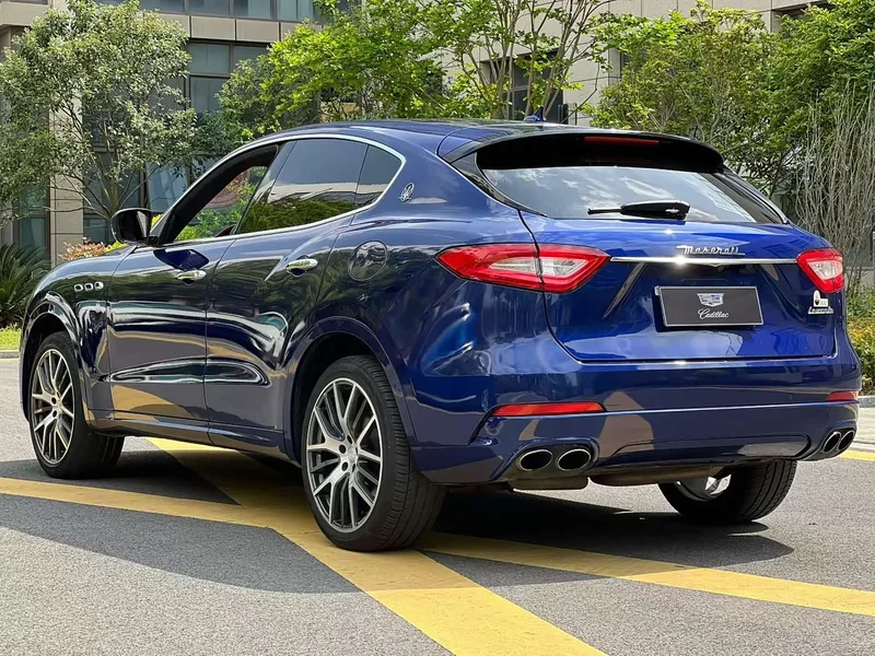 Maserati Levante — фото 3