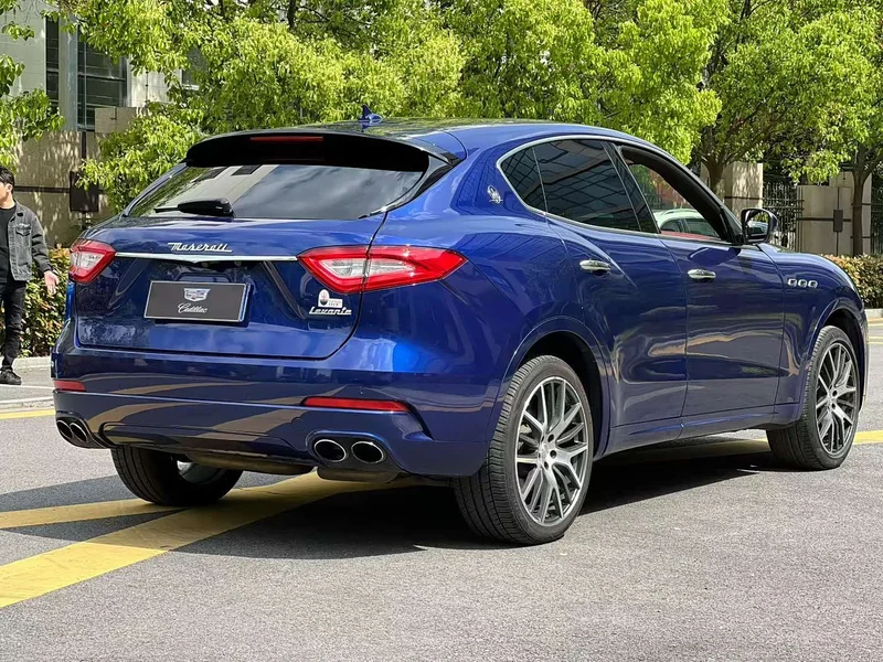 Maserati Levante — фото 5