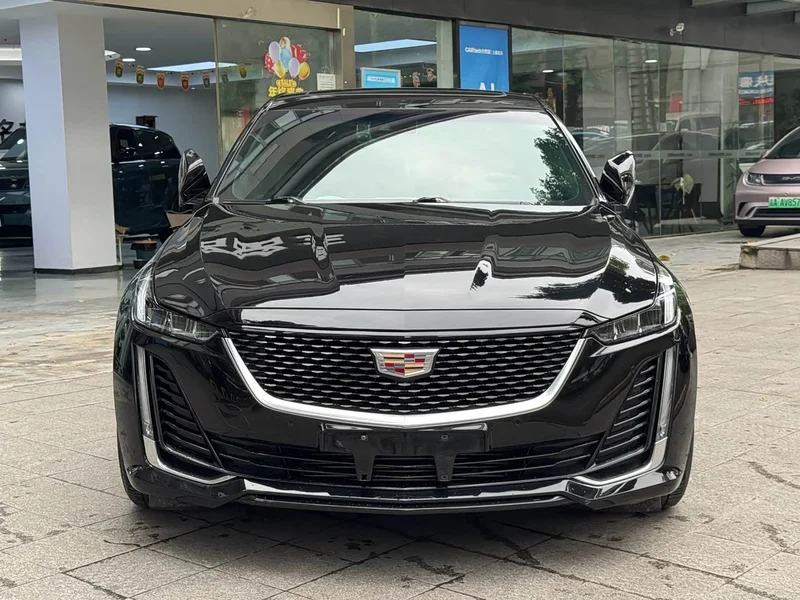 Cadillac CT5 — фото 2