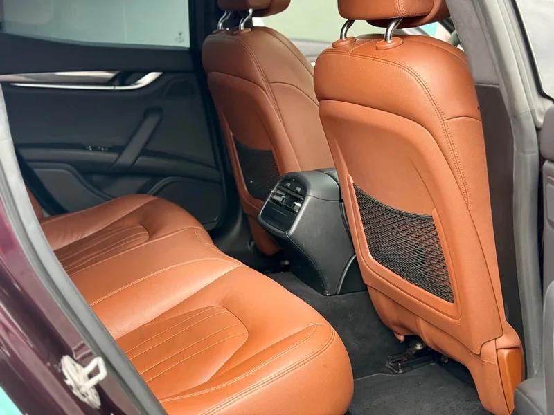Maserati Ghibli — фото 13