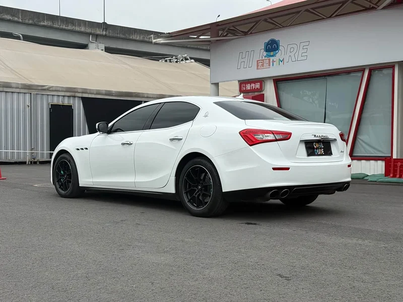 Maserati Ghibli — фото 7