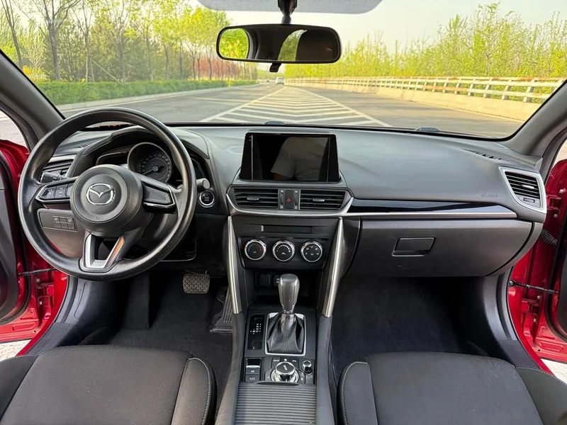 Mazda CX-4 — фото 6