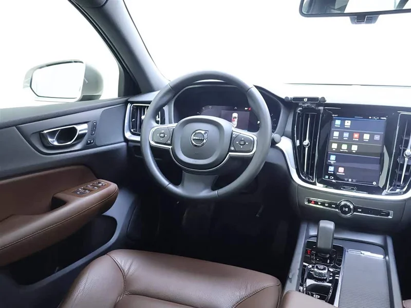 Volvo S60 — фото 14
