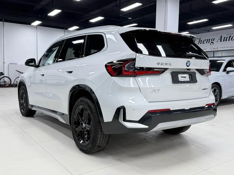 BMW X1 — фото 7