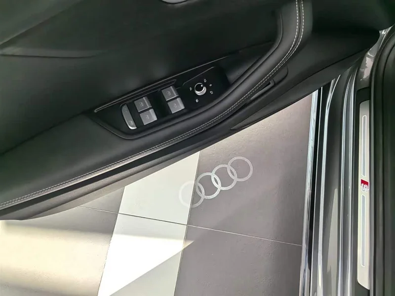 Audi A4L — фото 6