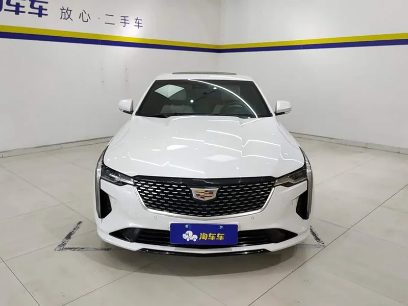 Cadillac CT4 — фото 2