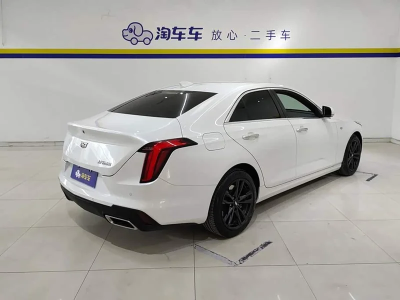 Cadillac CT4 — фото 3