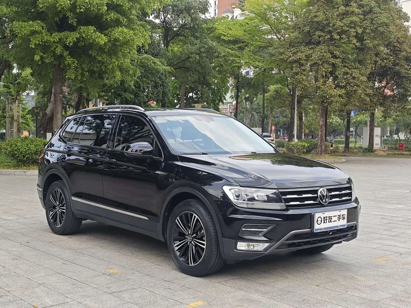 Volkswagen Tiguan L — фото 3