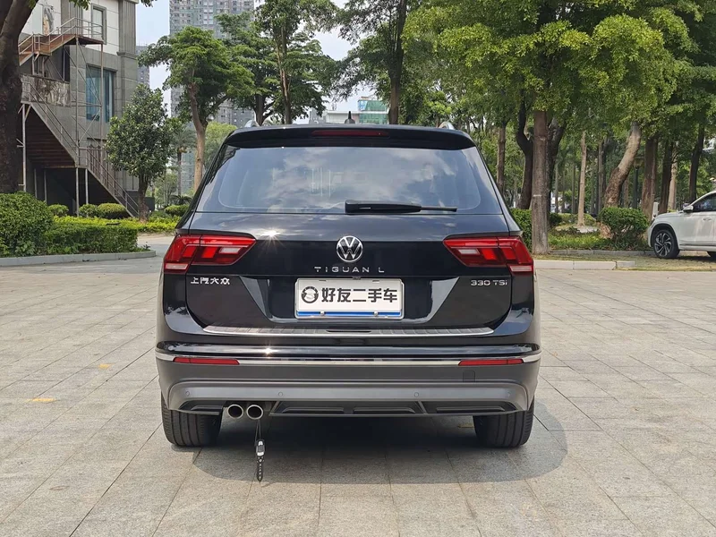 Volkswagen Tiguan L — фото 6